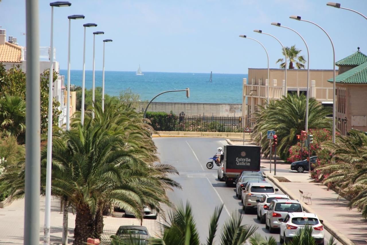 Apartamento En La Playa Malvarrosa Valenza Esterno foto